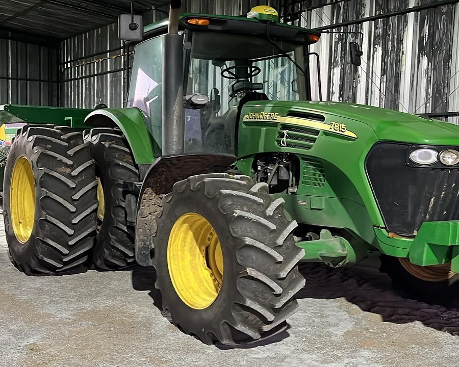 Tractor John Deere 7815